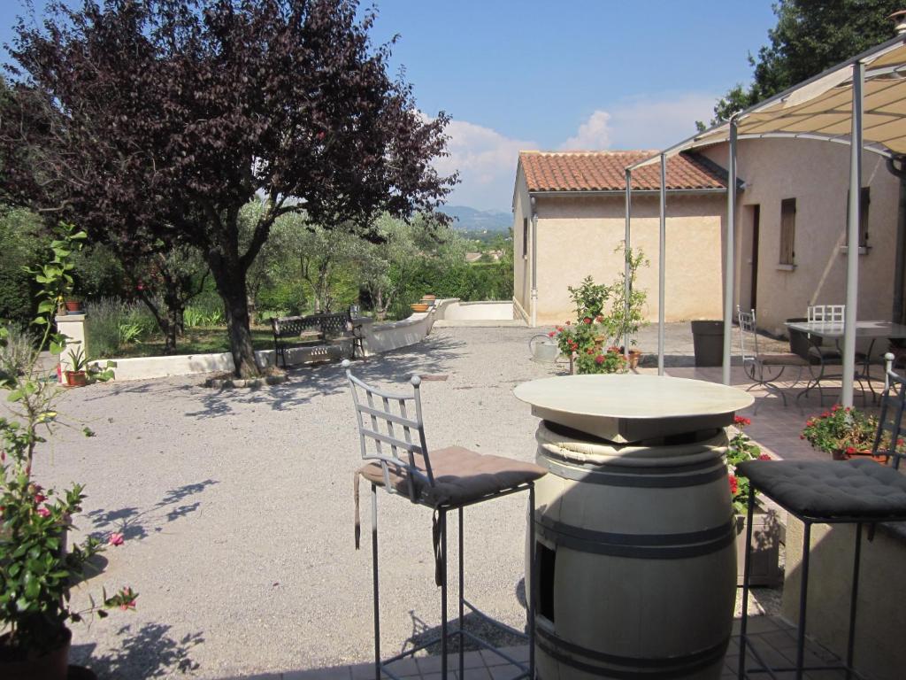 Les Verveines De Vaison Quarto foto